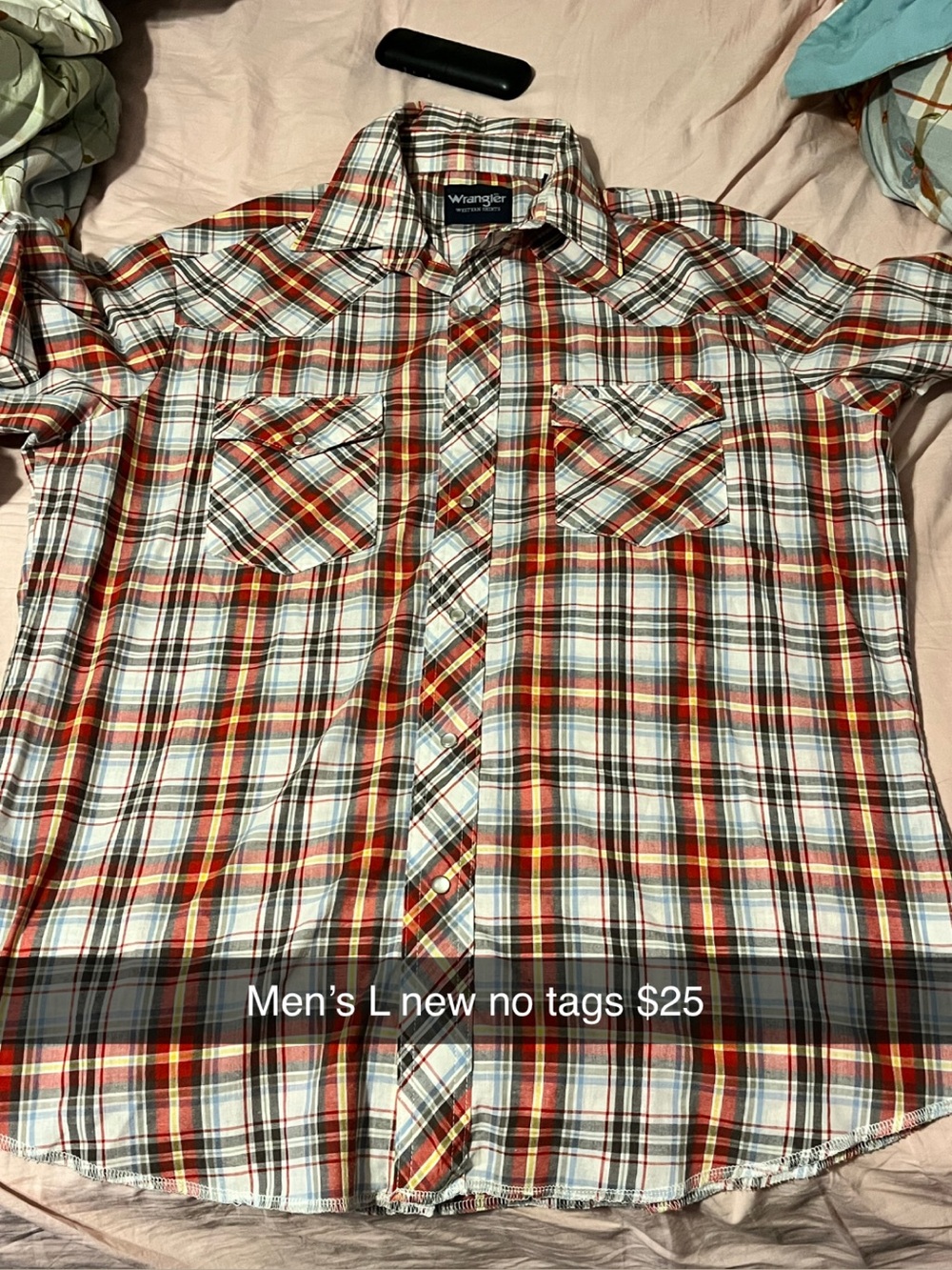 Wrangler Men's Red, White & Gold Plaid Short Sleeve Button-Down Shirt